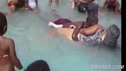African drunk woman assaulted