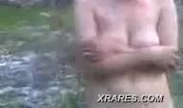 Muslim girl stripped naked and fucked by bullies - Xrares