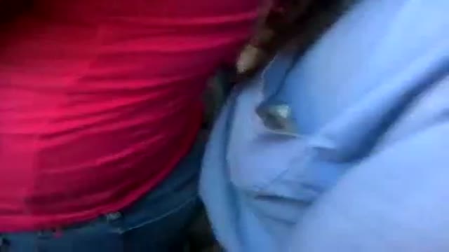 old pervert groping women in public, 痴漢 - Xrares