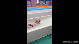 Tits at the waterpark