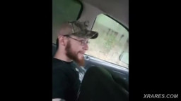 Two-Red-Neck-Meth-Heads-Showing-Us-How-Family-Plays-Together