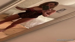 Mirror striptease