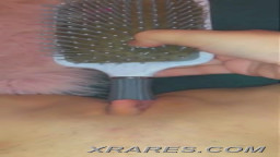 girl masturbates