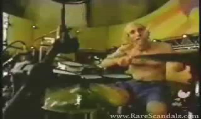 woodstock99_groping_RareScandals.com - Xrares