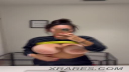 Flashing Massive tits